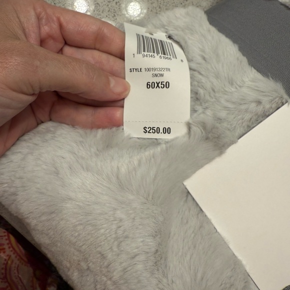 Hotel Collection Sculpted Faux Fur Throw - Gray - Picture 3 of 5